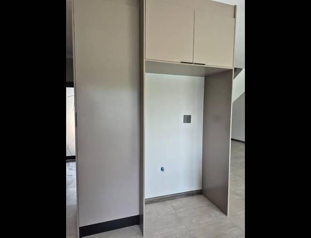 3 BEDROOM PROPERTY TO RENT IN BRYANSTON